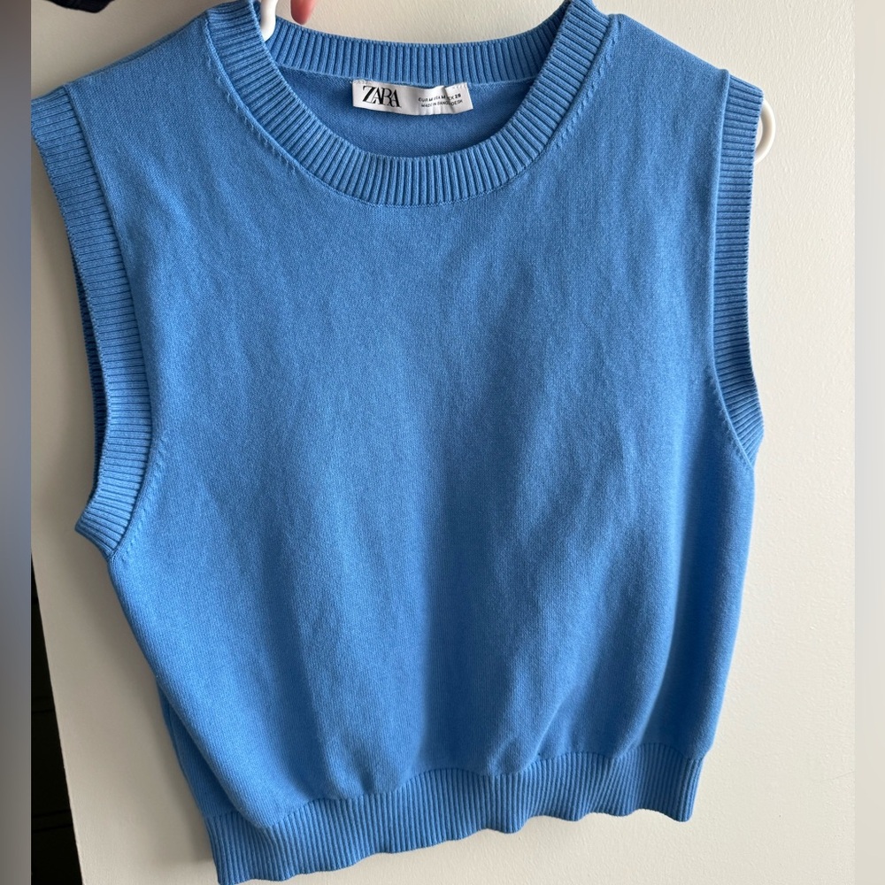 Zara blue sweater vest size medium